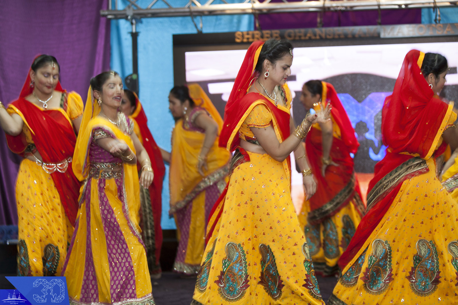 87 copy - ©1987-2017 SKS Swaminarayan Temple East London
